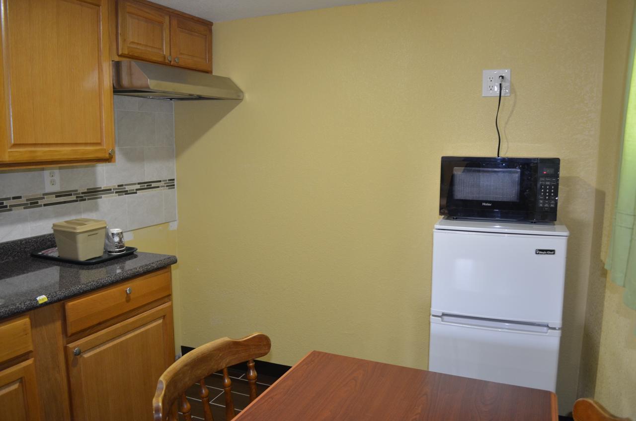 Budget Inn Williamsville Exterior photo